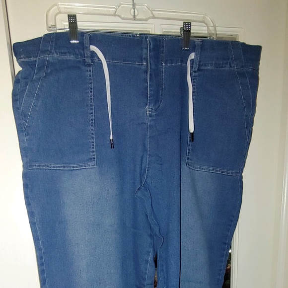 Denim - Women’s Blue Jeans